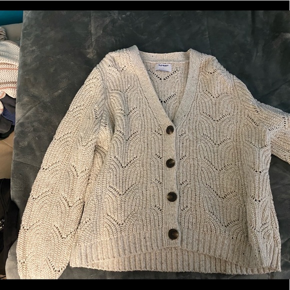 old navy sweater L - Picture 2 of 2